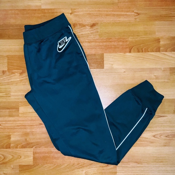 Nike Pants - Nike Joggers Women's Size Medium